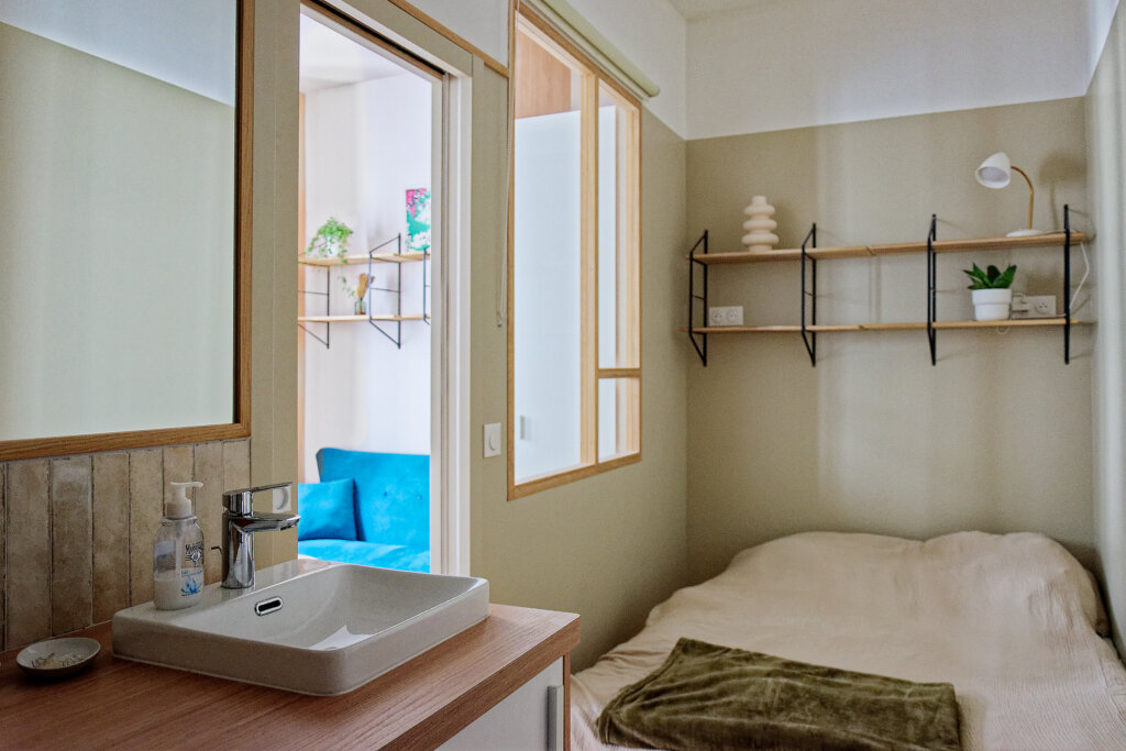 Chambre-second jour-studio-paris-deco-Lazare