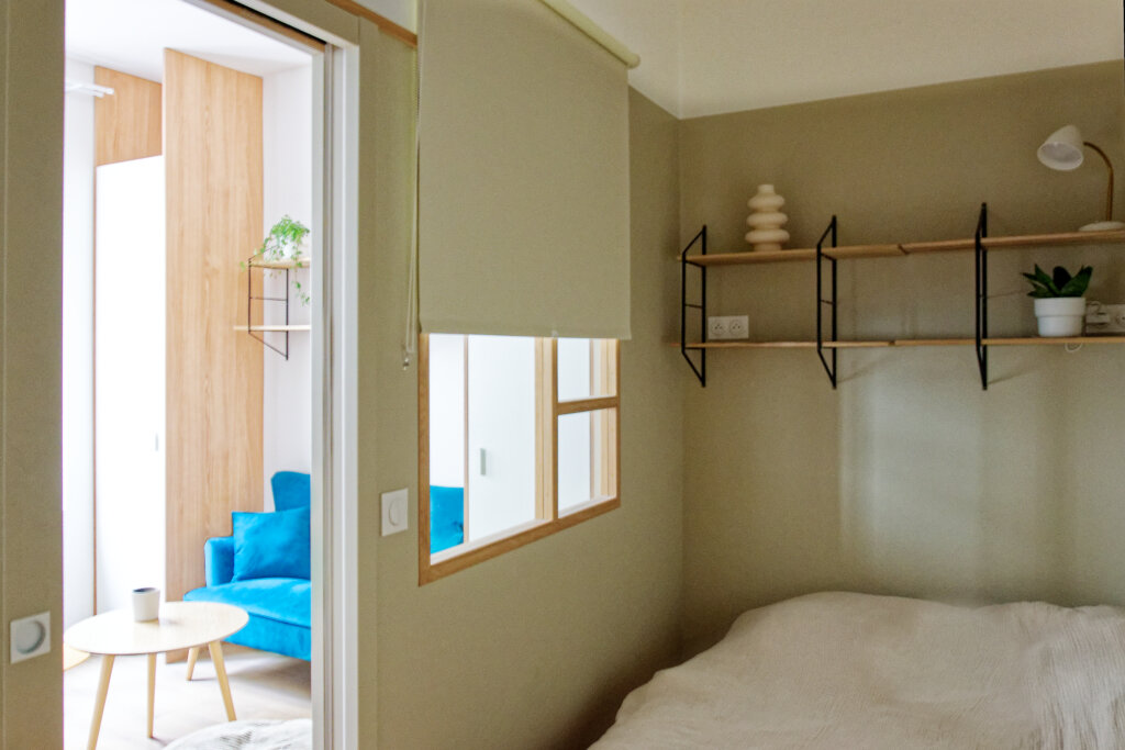 studio-chambre-second jour-astuce-paris-Lazare